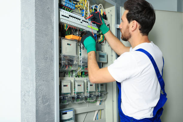 Best Licensed Electrician  in Hartford, SD